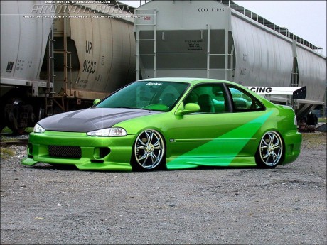 Spoiler a nárazníky jsou k pokoukání..